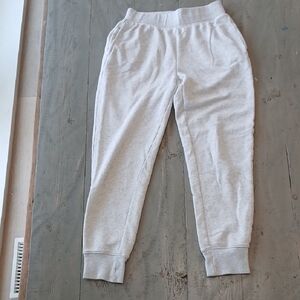 Aritzia TNA Sweatpants